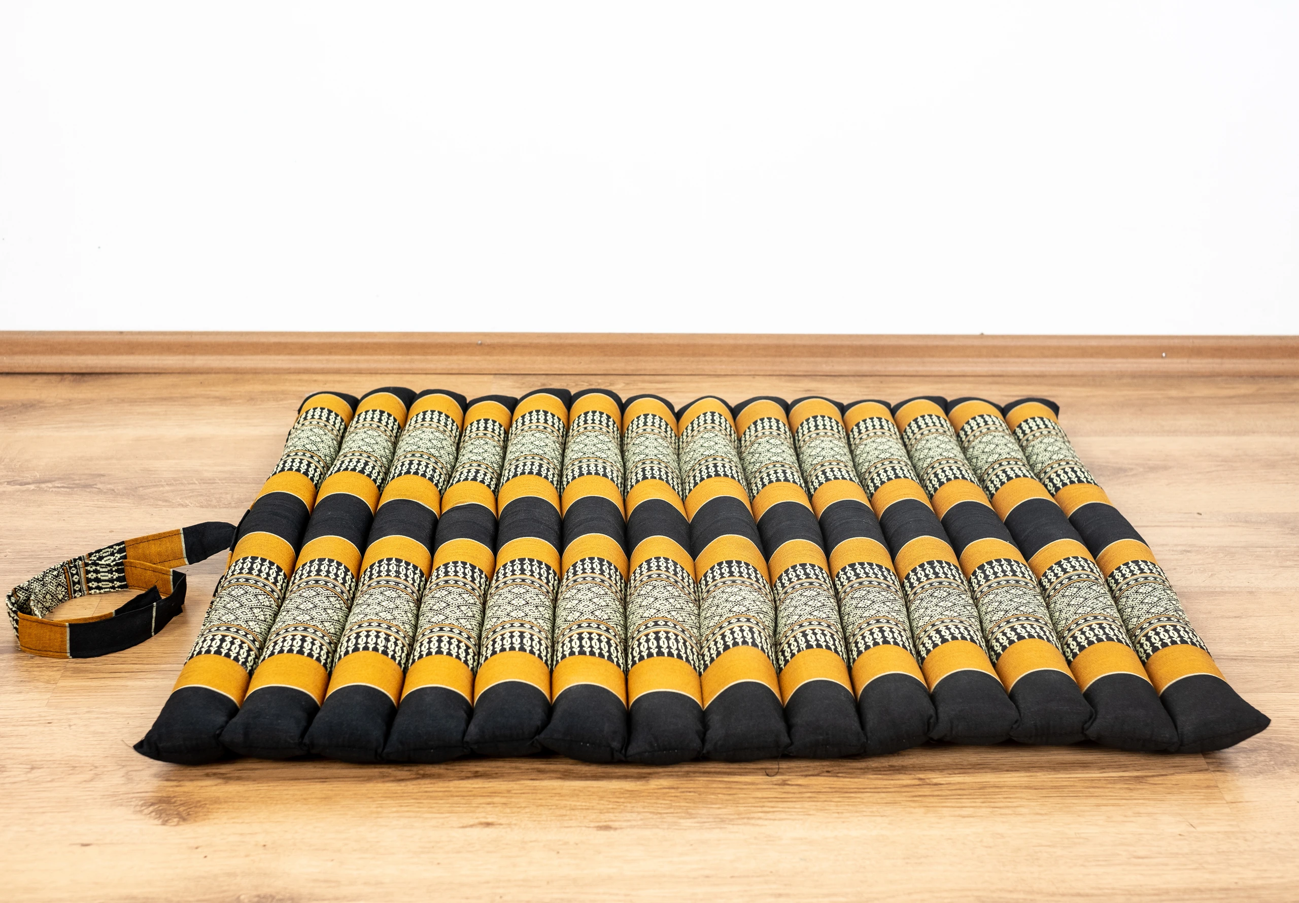 Coussin surpiqué en kapok 75 cm