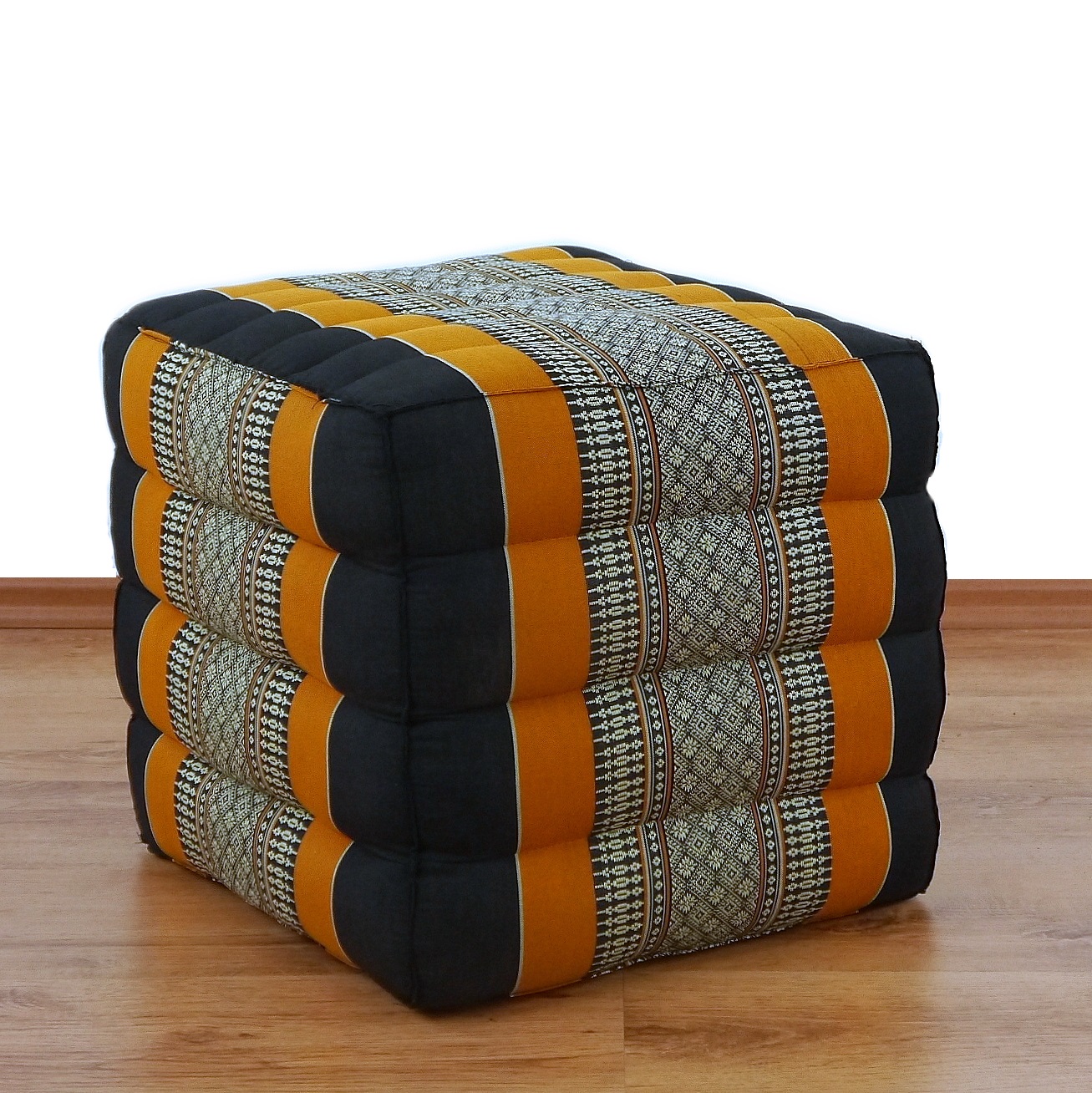 Coussin cube en kapok