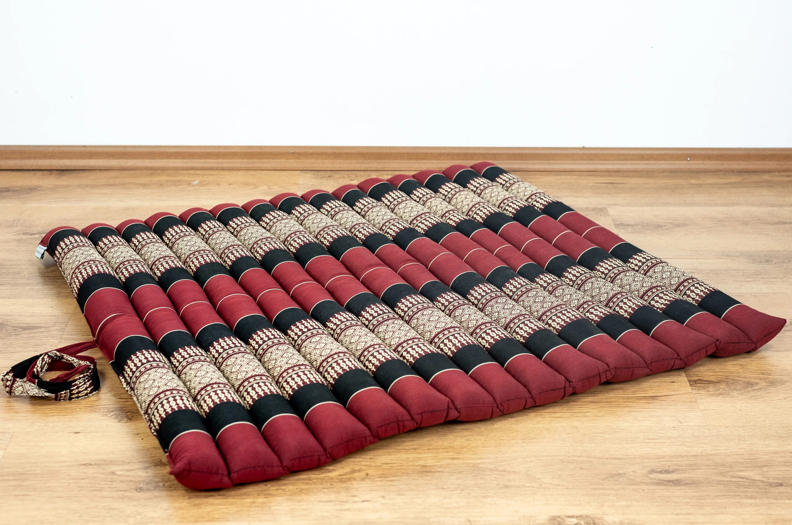 Coussin surpiqué en kapok 75 cm